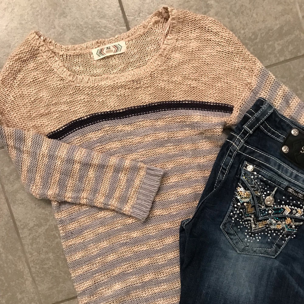 Cute striped sweater 3/4 sleeve